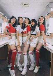 Ảnh 2: Nhan sắc Trâm Anh và dàn hotgirl World Cup sau 1 năm